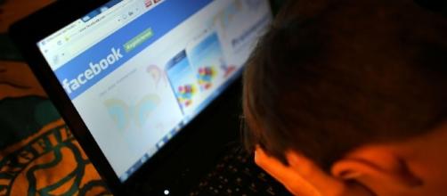 Tredicenne napoletano rischia la vita per un post su Facebook.