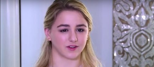 After returning to "Dance Moms," it seems that Chloe Lukasiak wants to get rid of Abby Lee Miller once and for all. (via YouTube - Chloe Lukasiak)