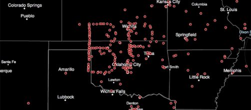 Storm-chasers unite to give Bill Paxton an epic tribute. / Photo from 'Gizmodo' - com.au