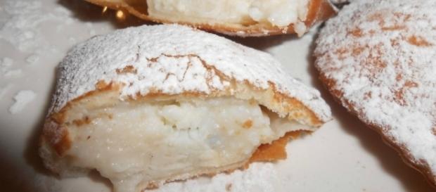 Cassatelle siciliane con ricotta Cassatelle siciliane con ricotta