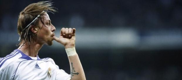 Guti Hernandez est un ancien joueur du Real Madrid Guti Hernandez est un ancien joueur du Real Madrid