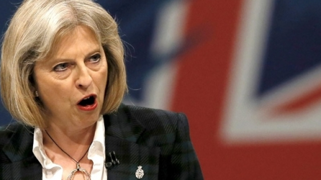 La Brexit parte a marzo: parola di Theresa May