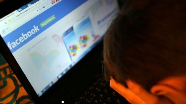 Tredicenne napoletano rischia la vita per un post su Facebook.