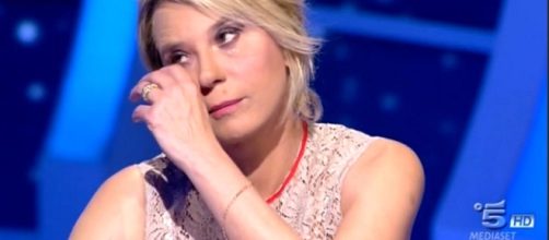 Maria De Filippi in lacrime 2017