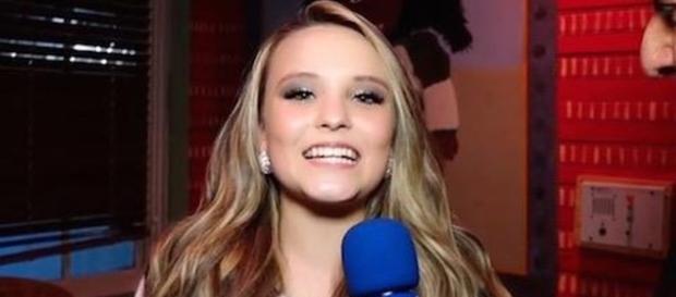 Larissa Manoela muda o visual e é criticada (foto: reprodução Rede TV) Larissa Manoela muda o visual e é criticada (foto: reprodução Rede TV)