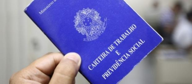 Ministério lança portal para desempregado buscar vagas pela internet Ministério lança portal para desempregado buscar vagas pela internet