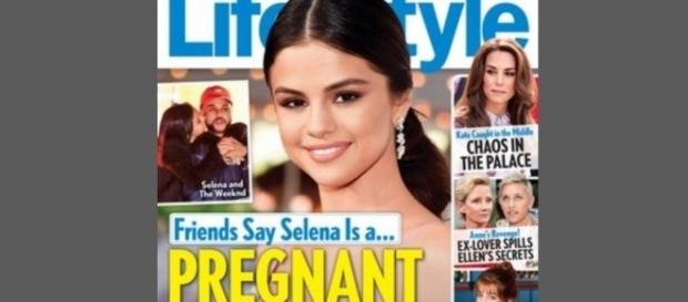 Selena Gomez estaria grávida e noiva de The Weeknd (Foto: Divulgação) Selena Gomez estaria grávida e noiva de The Weeknd (Foto: Divulgação)