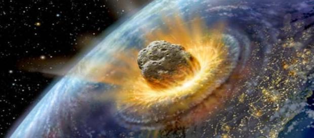 Impacto de um asteroide (Fonte: http://contraanovaordemmudial.blogspot.com.br/2015/05/fema-esta-estocando-sacos-para-corpos.html) Impacto de um asteroide (Fonte: http://contraanovaordemmudial.blogspot.com.br/2015/05/fema-esta-estocando-sacos-para-corpos.html)