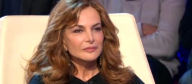 Giuliana De Sio ospite a Verissimo, intime rivelazioni sulla sua vita di donna ribelle. Giuliana De Sio ospite a Verissimo, intime rivelazioni sulla sua vita di donna ribelle.