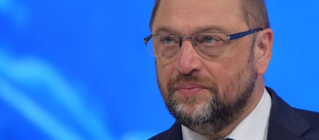 Martin Schulz: Merkel auf Speed? (Foto: Olaf Kosinsky/Skillshare.eu / CC BY-SA 3.0) Martin Schulz: Merkel auf Speed? (Foto: Olaf Kosinsky/Skillshare.eu / CC BY-SA 3.0)