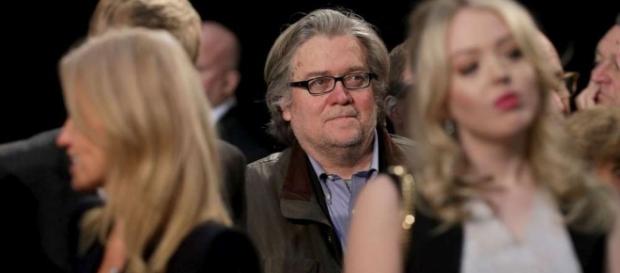 Qui est Steve Bannon, le directeur de campagne de Donald Trump ... - sudouest.fr Qui est Steve Bannon, le directeur de campagne de Donald Trump ... - sudouest.fr
