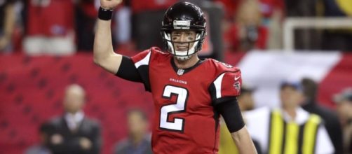 Falcons QB Matt Ryan Wins The 2016-2017 NFL MVP Award | Daily Snark - dailysnark.com