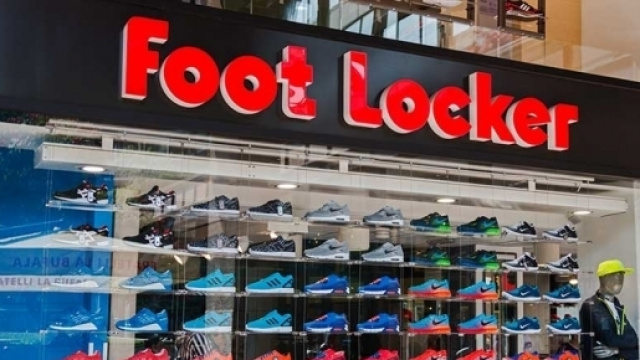 Foot Locker assume venditori in Italia