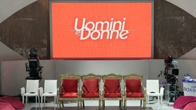Nuova conduttrice a Uomini e Donne.