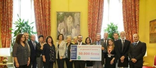 27.7.2016 consegna delle 50000 firme a Camera e Senato