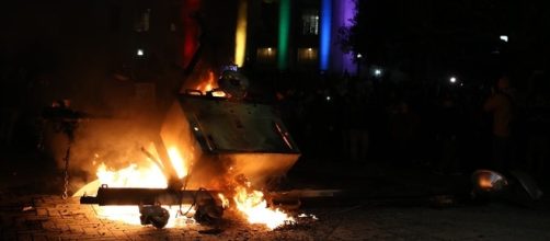 Milo Yiannopoulos event canceled by violent protests at UC Berkeley- dailycal.org