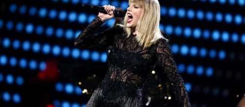 Taylor Swift's pre-Super Bowl show might be her only in 2017 - San ... - mysanantonio.com
