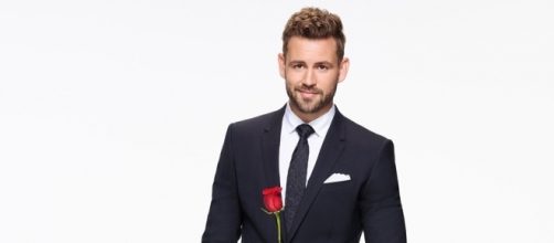 Your Early Christmas Gift? A Shirtless Nick Viall in The ... - eonline.com
