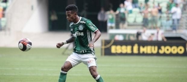 Ao todo, meia ficará fora de 11 partidas Ao todo, meia ficará fora de 11 partidas