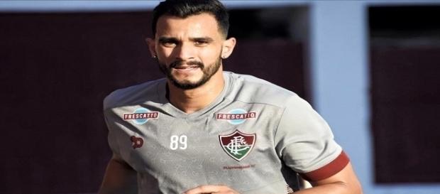 Henrique Dourado voltou a marcar nos 3 a 0 do Fluminense sobre a Portuguesa-RJ pelo Carioca (Foto: Arquivo) Henrique Dourado voltou a marcar nos 3 a 0 do Fluminense sobre a Portuguesa-RJ pelo Carioca (Foto: Arquivo)