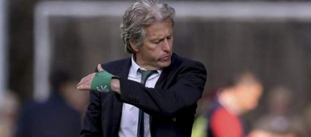 O futuro de Jesus no Sporting pode estar em risco O futuro de Jesus no Sporting pode estar em risco