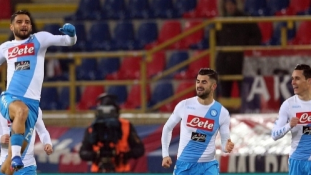 Il Napoli ne segna 7 al Bologna: record di goal, Hamsik sulla scia di Maradona.