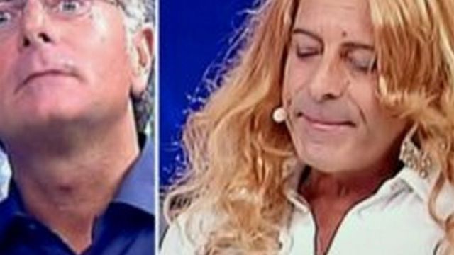 Paolo Bonolis iminita la D'urso.