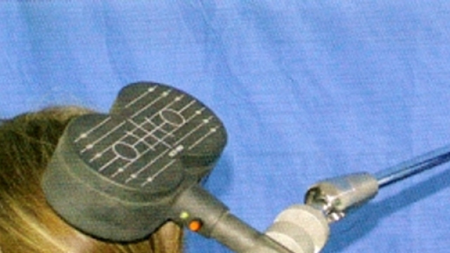 Séance de rTMS - Dr David Szekely du CHU de Grenoble