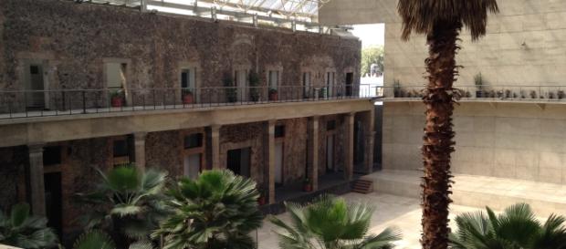 El Centro Cultural del México Contemporáneo en su sede vertida sobre las ruinas. El Centro Cultural del México Contemporáneo en su sede vertida sobre las ruinas.