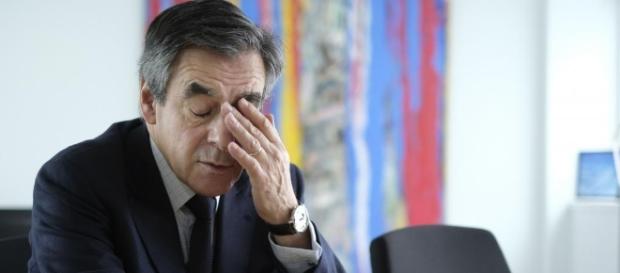 Fillon s'avoue poil dans la main Fillon s'avoue poil dans la main