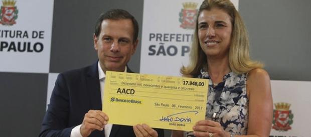 João Doria doa salario de prefeito para a instituição AACD João Doria doa salario de prefeito para a instituição AACD