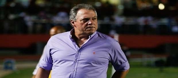 Técnico do Fluminense, Abel Braga levará time misto para jogo contra o Inter, em Porto Alegre, pela Copa da Primeira Liga (Foto: Arquivo) Técnico do Fluminense, Abel Braga levará time misto para jogo contra o Inter, em Porto Alegre, pela Copa da Primeira Liga (Foto: Arquivo)