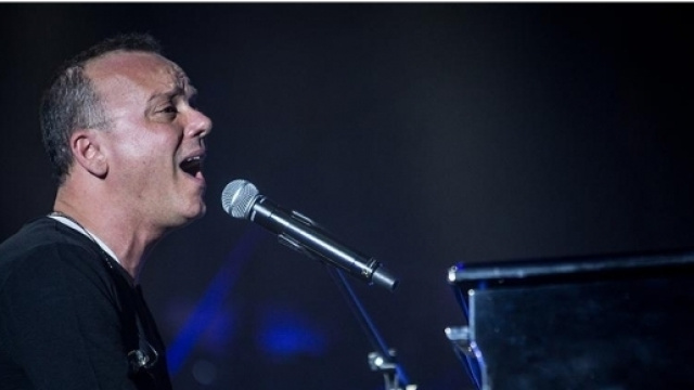 √ Sanremo 2017 Gigi D'alessio - rockol.it