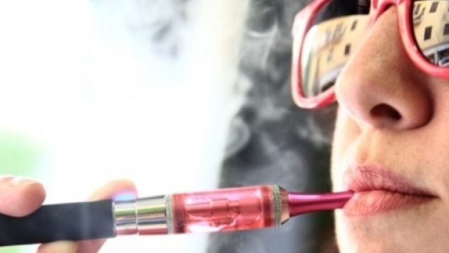 Sigaretta elettronica: "effetti negativi anche dopo la sospensione ... - meteoweb.eu