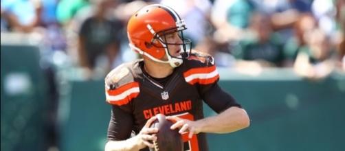 Cleveland Browns are correct to name Josh McCown starter - nflspinzone.com