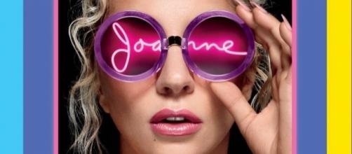 il poster pubblicitario del Joanne World Tour
