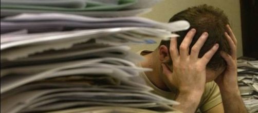 Lo studio: "In Italia il peso della burocrazia fa più danni dell ... - today.it
