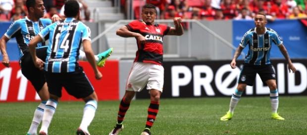 Flamengo x Grêmio: assista ao vivo na TV e na Internet Flamengo x Grêmio: assista ao vivo na TV e na Internet