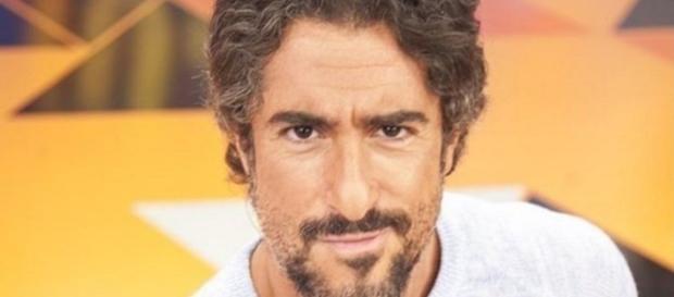 Marcos Mion apresentará programa às sextas Marcos Mion apresentará programa às sextas