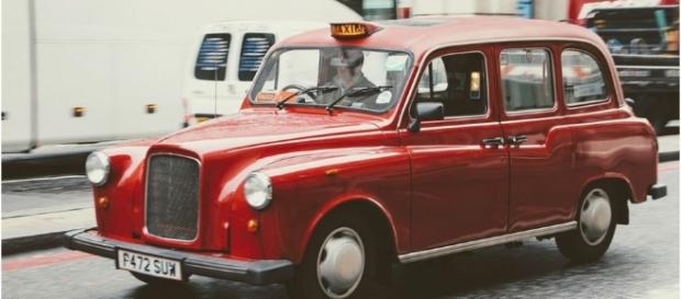 Taxi driver excuse for speeding - farting passengers / Photo by CCO Public domain no attrition Pixabay.com Taxi driver excuse for speeding - farting passengers / Photo by CCO Public domain no attrition Pixabay.com
