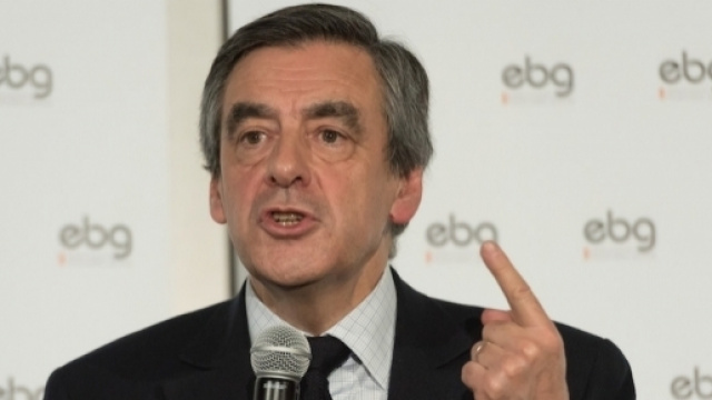 Fillon à l'attaque contre les médias