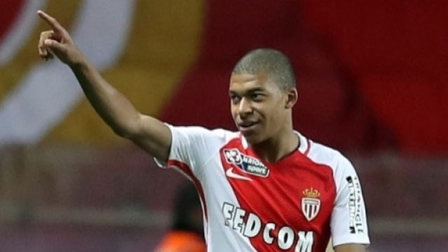 Monaco: Mbapp&eacute; est reparti avec le ballon du match - bfmtv.com