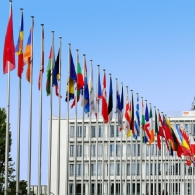 EU flags WerberFaberik, pixabay.com CC0