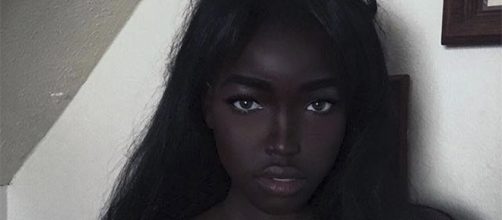 Lola Chuil é a cara da Bárbie e já tem mais de 200 mil seguidores no Instagram