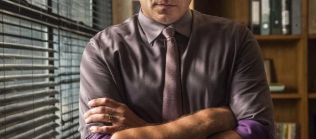 Ciro não conseguerá emprego e pedirá dinheiro para Vitória Ciro não conseguerá emprego e pedirá dinheiro para Vitória