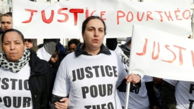 Aulnay-sous-Bois: Théo fait le récit de son interpellation