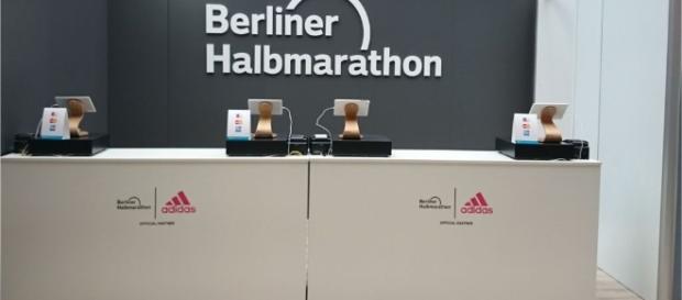 Berliner Halbmarathon 2016 - Vital Messe - berlin-reklame.de Berliner Halbmarathon 2016 - Vital Messe - berlin-reklame.de