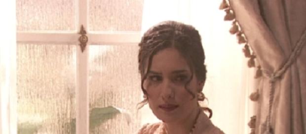 Camila è interpretata dall'attrice Yara Puebla Camila è interpretata dall'attrice Yara Puebla