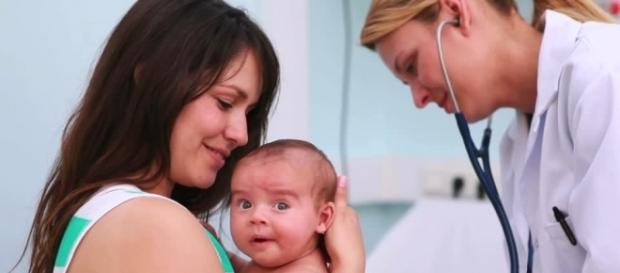 Crece en España el número de pediatras que recomienda homeopatía a bebés y niños Crece en España el número de pediatras que recomienda homeopatía a bebés y niños