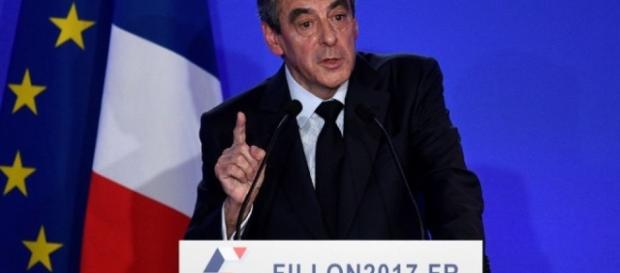 Fillon candidat même si mis en examen: le triomphe de la théorie ... - challenges.fr Fillon candidat même si mis en examen: le triomphe de la théorie ... - challenges.fr